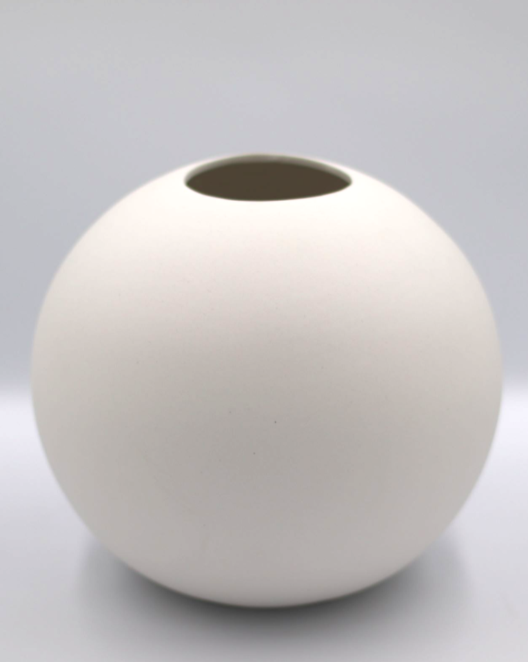 Round Matte Vase