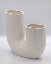 Load image into Gallery viewer, Matte Twins Vase
